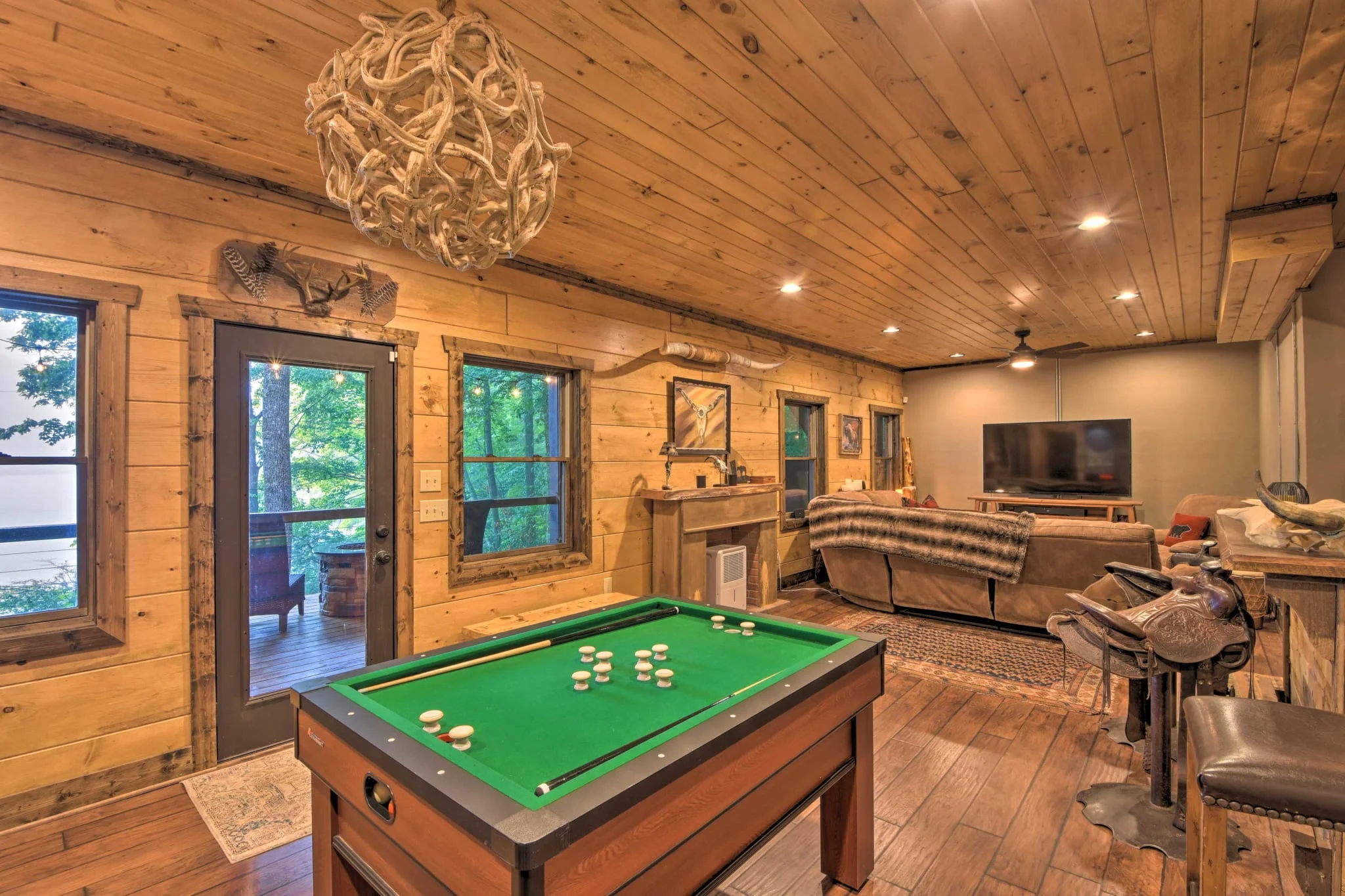 Echo Lodge Game Room2 - stayNantahala