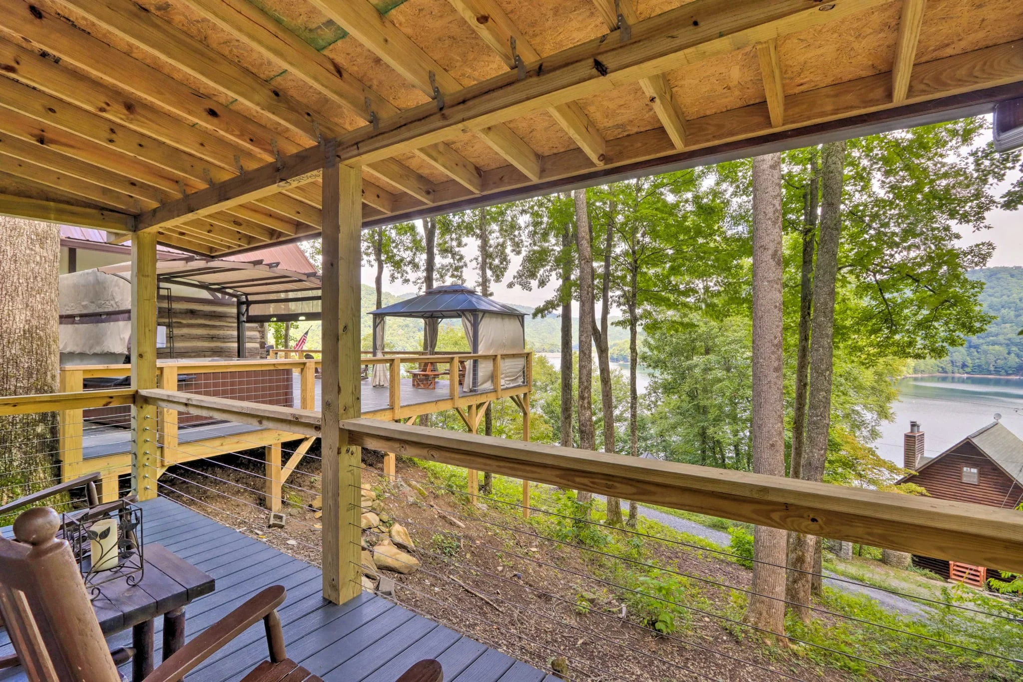 Chestnut Studio - balcony